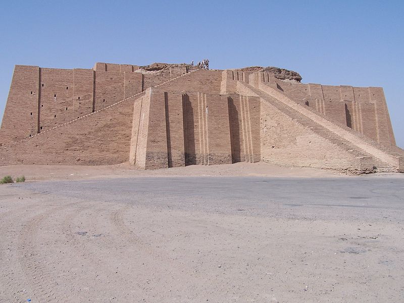 800px-Ancient_ziggurat_at_Ali_Air_Base_Iraq_2005.jpg
